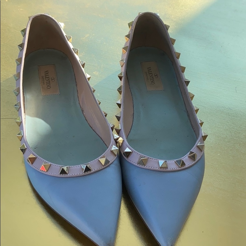 Valentino rock stud pointy flat